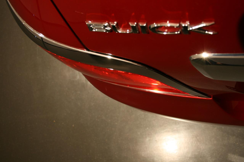 Illustration for article titled 2010 Buick LaCrosse: Blue Hair No More!